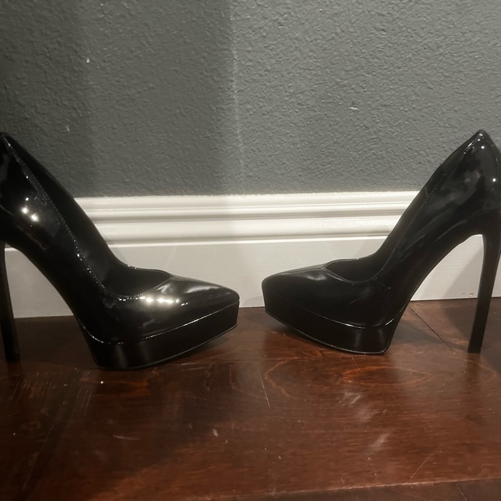 Madden Girl Heels Size 9